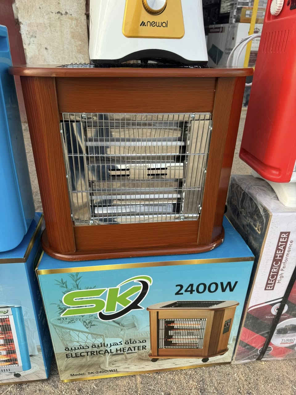 برد الشتاء بدأ يشتد ❄️
وأغلب الناس محتارة: أي هيتر أفضل؟ 🤔

إحنا وفّرنا مختلف أنواع الهيترات
اقتصادية – آمنة – تناسب كل بيت

👇 جاوبنا بالتعليقات:
بيتكم يحتاج هيتر كهربائي لو نفطي؟ وليش؟

🔁 سو مشاركة حتى غيرك يستفاد
وخلّينا نرشّح لك أنسب خيار حسب استخدامك

فوريو للأجهزة الكهربائية والمنزلية

📍 الهوير قرب الكراج
مقابل محطة وقود حجي ناصر
   

***********
📞 اتصال /واتساب
