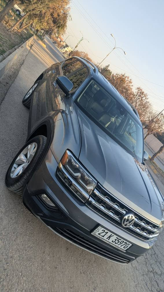 Volkswagen Atlas SE 2019

حادث كلش بسيط بدون دواخل
ايرباك ستيرن سستم 
حجم المحرك 6 سلندر
عداد المسافة 105 مایل 

المواصفات:
بصمة تشغيل
بصمة أبواب
تشغيل عن بعد (Remote Start)
صندوق شفط كهربائي 
رادار أمامي (تحديد مسار)
رادار جانبي (نقاط عمياء)
رادار خلفي (تحذير من الاصطدام)
تحكم وضعيات القيادة Drive Modes 
تبريد مركزي لمس
كشنات جلد+تدفئة
هاند بريك بصمة
Android Auto 
Apple Car Play 
مانع انزلاق+ABS
شاشة كبيرة لمس
رادار خلفية+ كاميرا 
تحكمات استيرن
اوتو ستارت Auto start 
اوتو ستوب Auto Stop 
وبقية المواصفات المعروفة

(العنوان سليمانية) ***********
---------------------------------------------------
Volkswagen Atlas SE 2019

دەعمەکەی زۆر بەسیتە ناوی هیچ نەگرتووە
ئێرباگی سوکان سیتمە 
قەبارەی بزوێنەر 6 پستن
مەودای رۆیشتن: 105 مايل

تایبەتمەندییەکان:
بەسمەی ئیشپێکردن
بەسمەی دەرگا
ئیشپێکردن لە دوورەوە (Remote Start)
سندووق شەفت ئۆتۆماتیکی
ڕاداری پێشەوە (دیاری کردنی ڕێگا)
ڕاداری تەنیشتەکان (خاڵی کەمتر دیار)
ڕاداری دواوە (ئاگادارکردنەوەی تێکەڵبوون)
کۆنتڕۆڵی دۆخی شۆفێرکردن (Drive Modes)
ساردکەرەوەی گشتی
کوشن جلد + گەرمی
هاندبریکی بەسمە
Android Auto
Apple CarPlay
دژە خلیسکان + ABS
شاشەی گەورە تاچ‌سکرین
ڕاداری دواوە + کامێرا
کۆنتڕۆڵی ستێرین
Auto Start (دەستپێکردنی ئۆتۆماتیکی)
Auto Stop (وەستاندنی ئۆتۆماتیکی)
و هەموو تایبەتمەندییە ناسراوەکانی تر
(ناونیشان: سليماني)

ژمارەی شاسی: 1V2WR2CA3KC565150

بۆ پەیوەندی کردن لە ڕێی واتس ئەپ

*********** السليمانية, العراق
