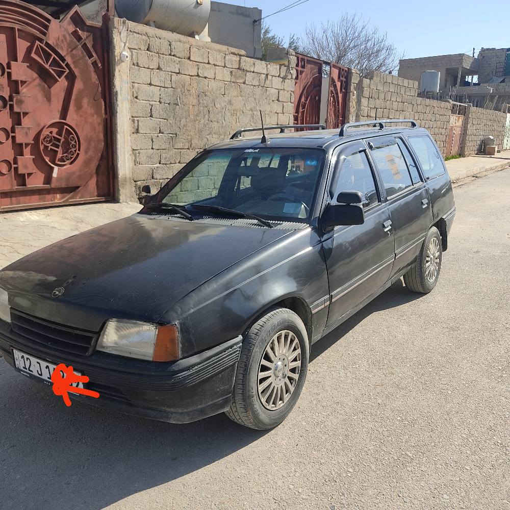 كاديت موديل 1991 حجم 18 كابون الكتروني رقم مسطرة انكليزي سنوية لحد 2031 هزة جديدة كهربائيات كلها شغالة محرك بي بخار قليل جدا سيارة ما يحتاجلها شي السعر 26 بي مجال للتواصل *********** سنجار, نينوى
