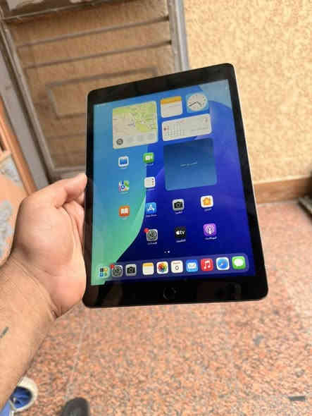 ايباد 9
ذاكرة 64
النموذج M
بي شخوط بالظهر فقط شاشه تلمع لمع❤️
السعر ١٦٥ الف فقط قفل
 جوه سوك كله

مكان زيونه
رقمي ***********
