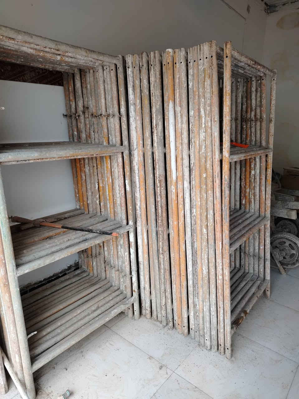 قفاص للبيع صيني مكان بابل 
عندي العرض 90
عندي العرض 70
عدد ٣٠ ابيع شلع
اتصل 🗣📲📞 
***********
