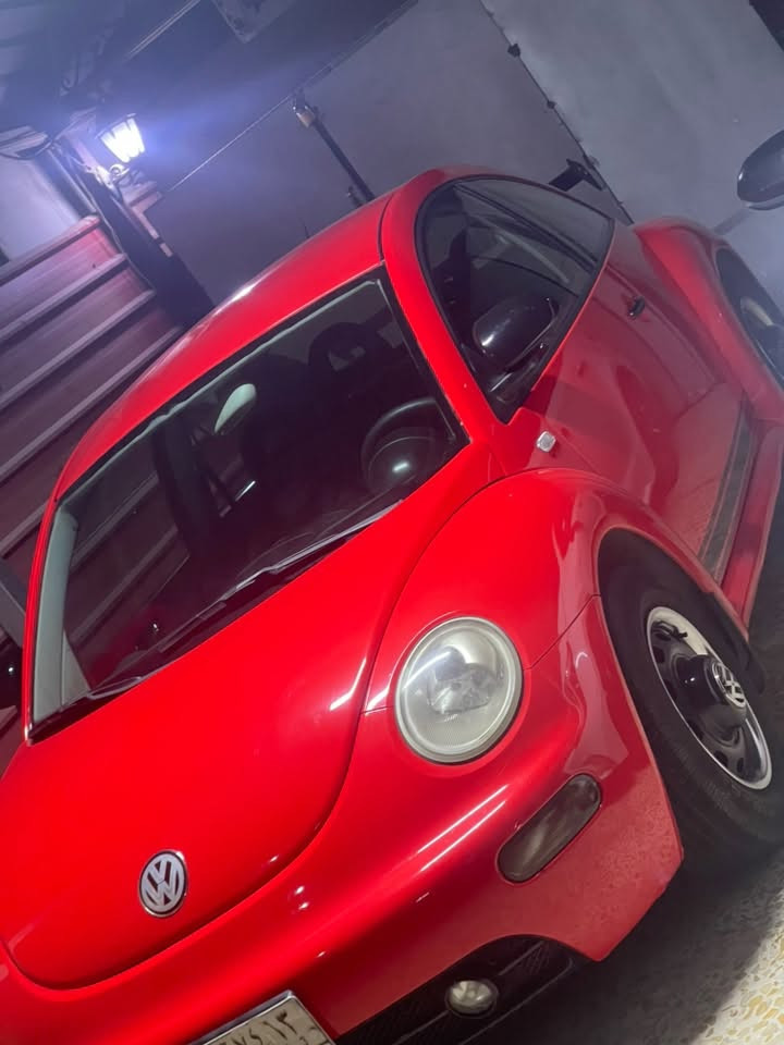 للبيع السياره مديل 2001 بيتل
السياره ماشيه 90000 كيلو
مكانها الشرطه الخامسه 
***********
رايدها 65 ورقه 
السياره بدون صبغ مغلفه تغليف طماطه بلونها كامله
وبيها مجال السياره رقم انكليزي كامل تحويل مباشر
