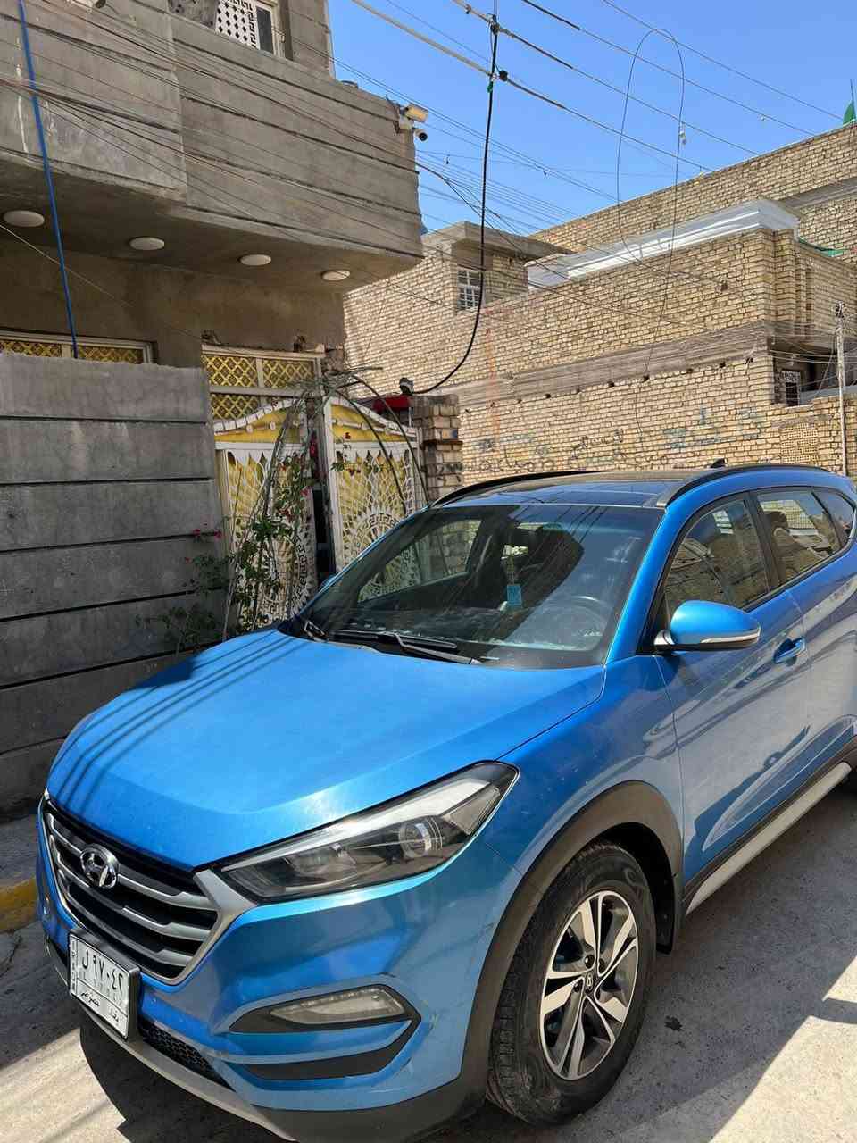 توكسان موديل 2018
وارد امريكي حادثها فقط البنيد مكفوله من الدواخل 
السياره فول مواصفات ما عدا البصمه 
بانوراما جلد مكينه وكير تبريد كفاله
معروضه ب 145 بيها مجال قليل
رقم بغداد ثاني يوم تحويل سنويه لل 2027 
مكاني الشعب ***********
