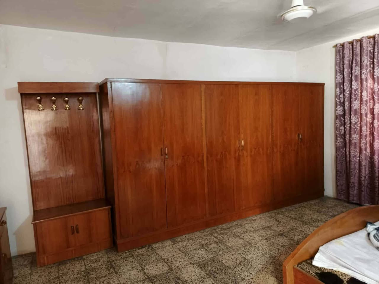 غرفة تسكام خشب (ثكيل) للبيع
السعر 750 وبيها مجال
المكان ( الحلة)
 للاستفسار مراسلة الصفحة .


**إذا كنت صاحب هذا الإعلان وتريد حذفه لأي سبب، رجاءا أرسل رسالة إلى الدعم الفني**