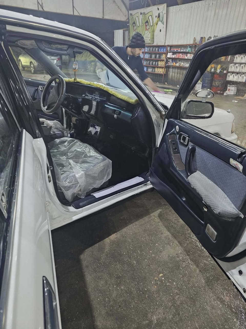 ارنب طويل مديل١٩٩٢ محور مكينه ففتي وكير لا تنقيص ولا تبخير رقم بغداد مشروع وطني سنويه لل٢٨ مداور ثاني يوم تخم تاير كشنات جلد حداديه 80/100 ضربه جاملغ خلفي ماعابر الحوض مكان ناصريه سياره حلوه كعدته ونصبته السعر؟ اتصل الاتصال بلرقم ‏‪***********‬‏
