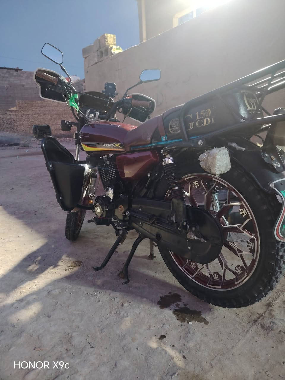 سلام عليكم دراجة 
سيفان مديل 25 دراجة خير من الله مكفولة كفالة عامة مدفوع كمرك روح كبل رقم دراجة ما مفتوحة عنوان بغداد سعر 850 بلاش والله اوراق صولي كمرك مدفوع كبل  رقم 
هاذ رقم صاحب دراجة ***********
