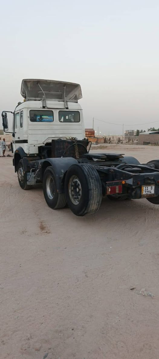 سلام عليكم راس البي للبيع موديل ٩٢ مكينه ٢٨ كير ١٦٠ السيارة اوربيه رقم بغداد ثلاث لوحات مربوطه فلات ثلاث دناكير السعر ١٤٥ وبيه مجال العنوان كربلاء ***********] ***********
