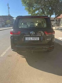 لاندكروز  موديل 22 ساز اصلي ام ضمان ام التطبيق ماشي 62 مكفوله كفاله عا...