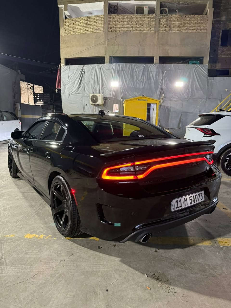 السلام عليكم
جارجر سكات باك 2022 صبغ قطعه وحدة فقط 
بدون دواخل بدون شواصي بدون لغود

السيارة جاهزة كامله بدون نقص ماشيه فقط 28 
رقم بغداد بأسمي تحويل ثاني يوم 
مكاني بغداد زيونه 
***********
