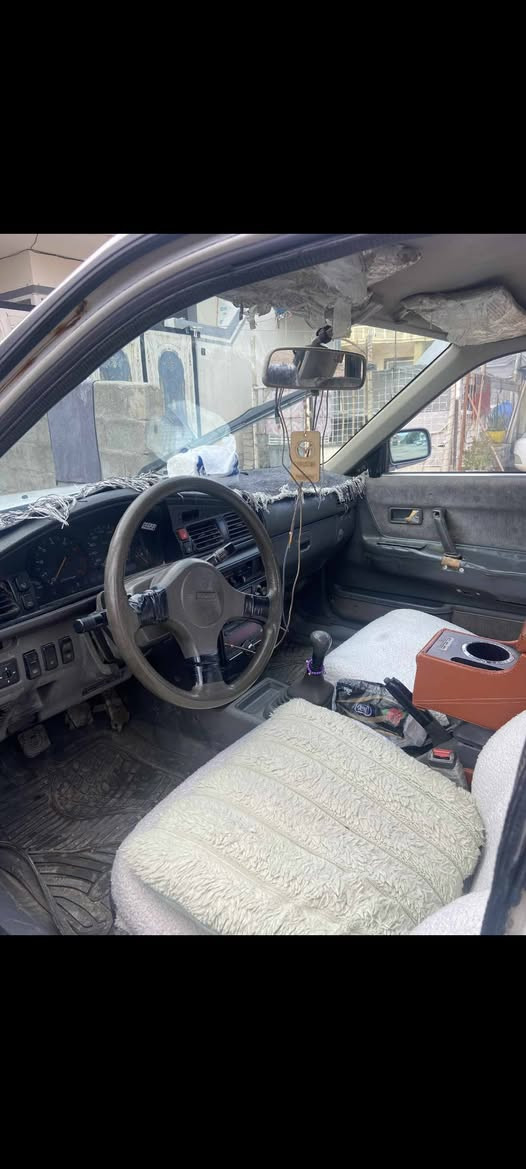 سلام عليكم  مازدا موديل 90 سليمانيه رقم جديد سنويه جديده تحويل ثاني يوم بسمي السياره كير مكينه كفاله عامه بيها ضربه جاملغه مكاني كلار السعر 35 اوبيها مجال اتصل اوتدلل ***********
