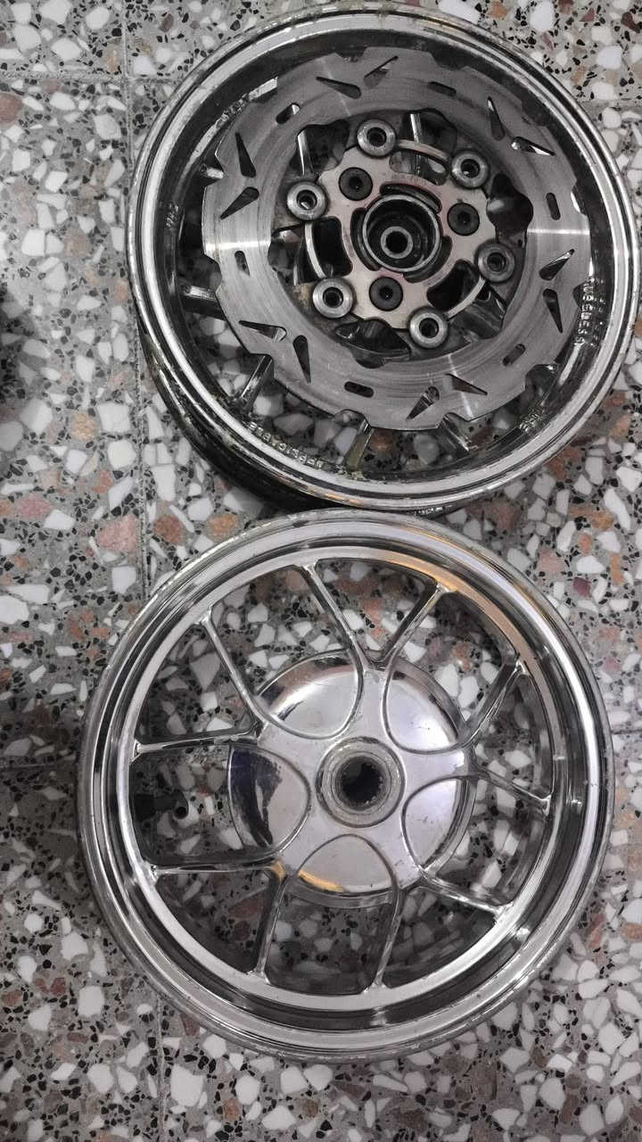 السلام عليكم غراض ماكس عدلة للبيع كور 4ولفات سمارت قباقة TTMRC حجرة 63 ويالة نجمة اصلي نيكل وعضمة ncy مكاني بغداد ناحية الرشيد(ماعندي توصيل)


**إذا كنت صاحب هذا الإعلان وتريد حذفه لأي سبب، رجاءا أرسل رسالة إلى الدعم الفني**