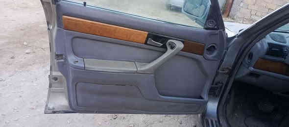 السلام عليكم 735 محرك 3.5 مفتوح داخله كلش نضيف  كهرباء كله  شغال تبريد شغال كشره نضافته 90 بالميه الدعاميه الخلفيه يرادله تصليح 
السياره مكينته صاطره بس تشتغل رقمه بغداد تحويل شوكت متريد ابيع ع وضعه 30 وبيه مجال حك جيتك 
***********.مكاني بغداد الدوره
