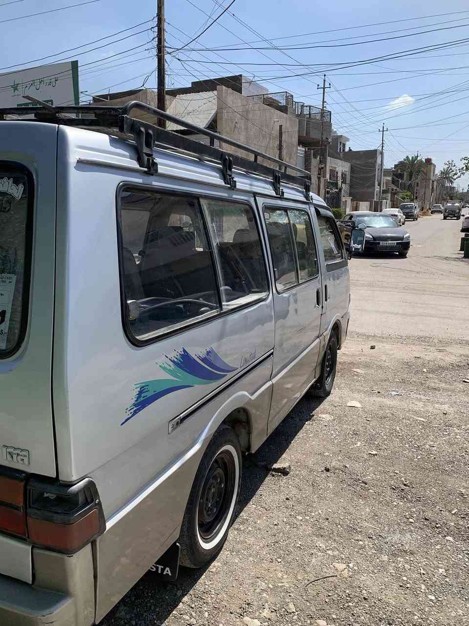 سلام عليكم بستا للبيع موديل 94 سياره مكفوله كير محرك مجفت  جديده كهربائيات كله شغاله  خير من الله بم جديد شواصي نضيفه دوشمه جديده سياره كبل للشارع اي نقص مابيه *********** السعر 48 وبيه مجال
