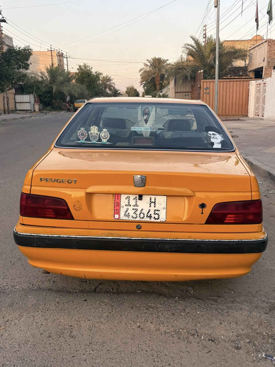 سلام عليكم بيجو بارص سيارة جديدة ومرتبة بيها خشم البنيد وجاملغ مبدل سيارة بيها منضومة غاز بس يرادلها فلاتر كاملة مكملة مكاني حسينية الراشدية ***********@
