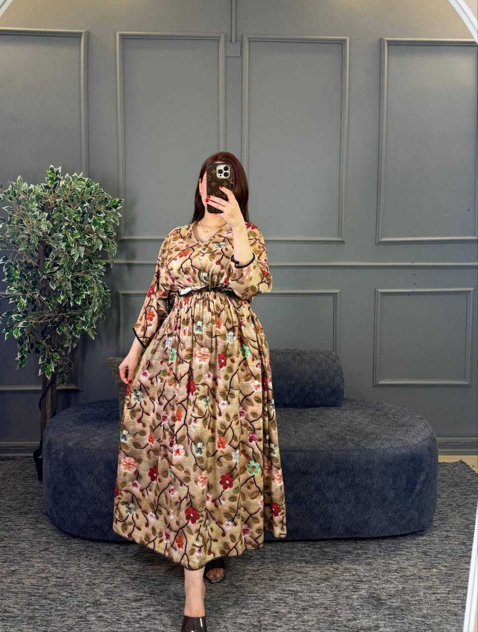 دشداشة نسائي كلوش
خامة كشمير ايطالي  شرط الفحص
القياس يلبس فري سايز  لحد 85 كيلو
البيع جمله ومفرد 
السعر خاص للاستفسار يرجى مراسلة الصفحة 
متوفر توصيل لجميع محافظات العراق


**إذا كنت صاحب هذا الإعلان وتريد حذفه لأي سبب، رجاءا أرسل رسالة إلى الدعم الفني**