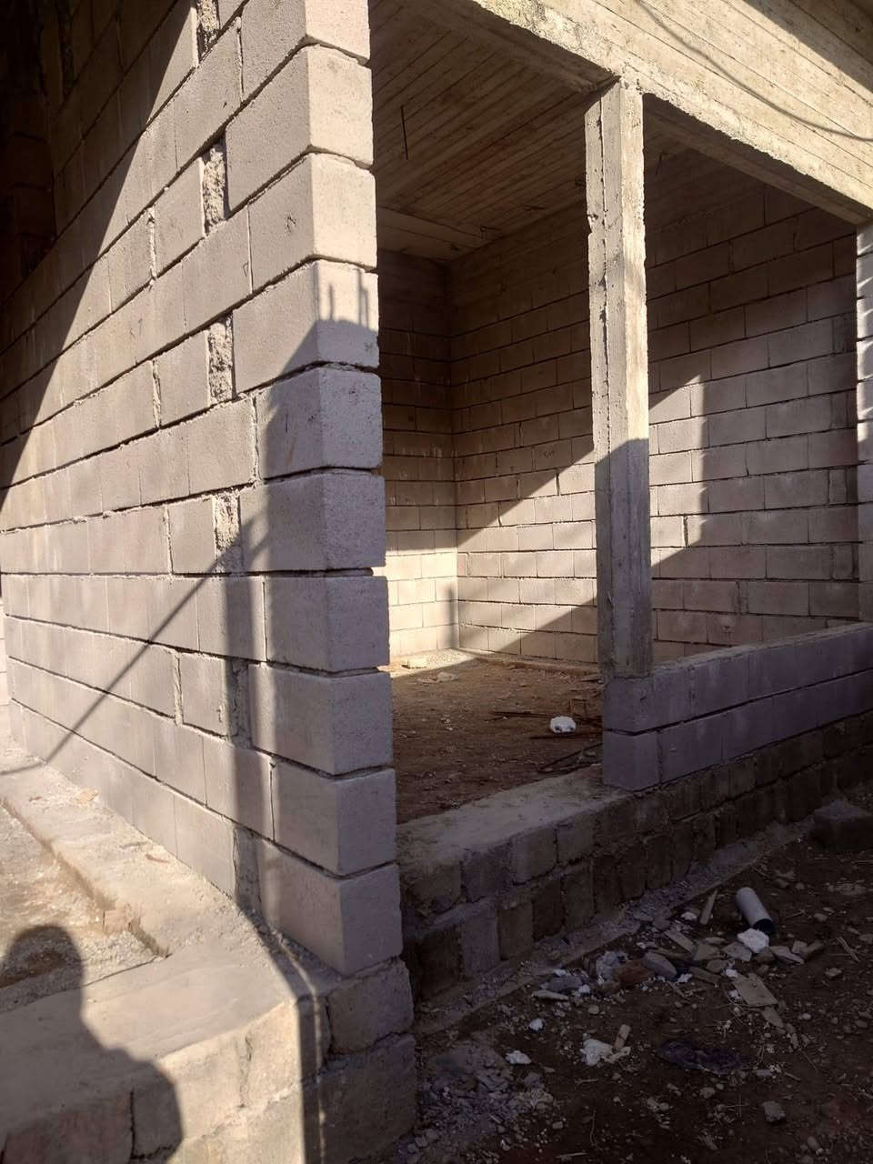 ⚜️عروض ,العصر الذهبي العقار والمقاولات
_____________________________
هيكل للبيع في حي المشراق قرب ثانوية ابن سينا الاهلية طابقين الطابق الارضي 1 غرفة نوم واستقبال ومطبخ وصحيات والطابق الثاني 3 غرف نوم وهول وصحيات.

📌التفاصيل

♦️مساحة 95 متر

♦️واجهة 7م

___________________________________________________
للاستفسار / مراجعة مكتب العصر الذهبي لتجارة العقارات والمقاولات أو الاتصال على الارقام التالية ⬇️

📱***********

📱***********

📱***********
____________________________________________________
🛑علما أن مكتبنا يحتوي على (👷مهندس استشاري للبناء والمقاولات/⚖️محامي مختص في ترويج وتعقيب المعاملات) لاتمام اعمالكم علي يد المختصين بها . 
____________________________________________________
⚜️موقع المكتب حي النور قرب اسواق عبد الحكيم.
