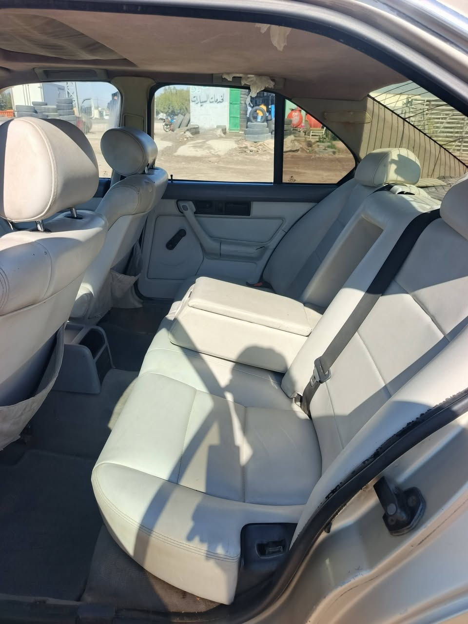 للبيع موديل 91رقم بغداد مشروع وطني سياره خير من الله مابيه كل نقص تبريد شغال حداديه 80من 100مكينه كير خير من الله مكانه بابل كشنات كرهبائي بس غرفه جديده سعره 45 /***********تحويل موباشر
