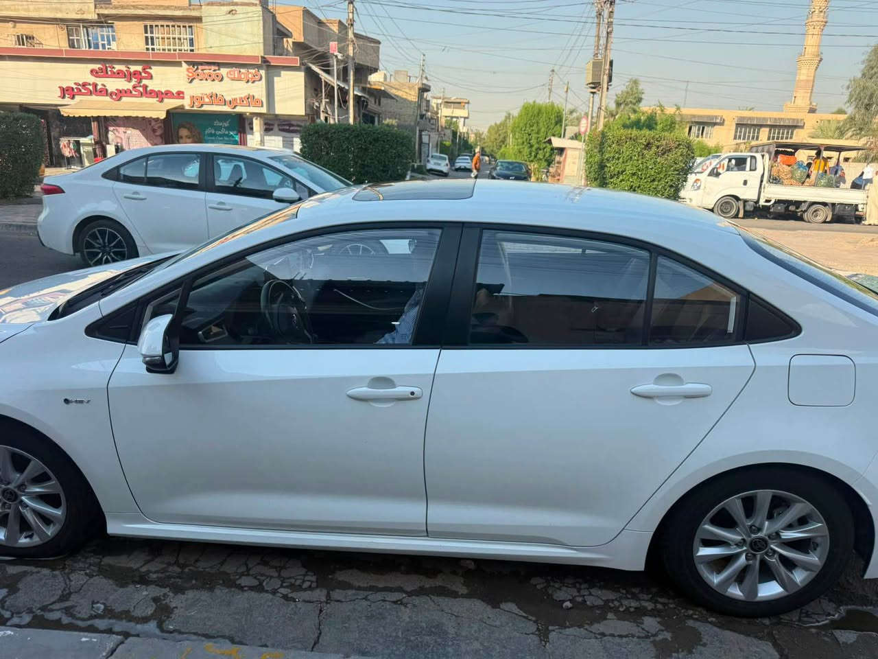 السلام عليكم 
للبيع تيوتا كورلا هايبرد وارد صين شكل الخليجي 
موديل   2025 
ماشية    39000
المواصفات.     فول فتح بصمة راددر كشن جلد 
بدون ضرر فقط الموضحة بالصورة بالباب الخلفية مال السكن 
الموقع   الدورة 
السعر     160 وبيه مجال 
متواجد ع الرقم فقط ما متواجد ع الفيس 
الرقم    ‭***********‬ بغداد, العراق

