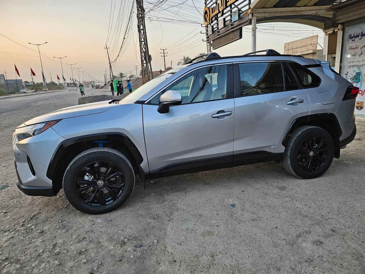 𝐓𝐎𝐘𝐎𝐓𝐀 𝐑𝐀𝐕𝟒 - SE  -𝐇𝐘𝐁𝐑𝐈𝐃 - 2022
 اللون: سلفر
 حجم المحرك: 2.5L (هايبرد )
 بصمة تشغيل 
فتحة سقف
 حساس (سنسر) لفتح الباب
 كاميرا خلفي
هاند بريك بصمة
  اوتو هولد Auto Hold
رادار امامي (تحديد مسار)
 رادار جانبي (نقاط عمياء)
 نظام : Eco
 نظام : Normal 
 كشن السائق كهربائي+تدفئة
تدفئة بالاستيرن
سياره مابيها بيها صبغ 
تبديل دعاميات فقط كما موضح بالصور
 رقم السياره/بغداد  بأسمي
السعر /245
 قابل للتفاوض
رقم الهاتف/ ***********
مكان السياره  بغداد
تحويل مباشر
