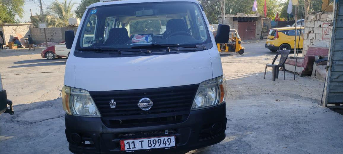 السلام عليكم نيسان يورفان 2008 مكينه جديده  باور جديد  تبريد شغال بيه الصفحه الكصيره بيه صبغ سياره حلوه جاهزه  من كولشي السعر ب 105 وبيه مجال قليل ***********
