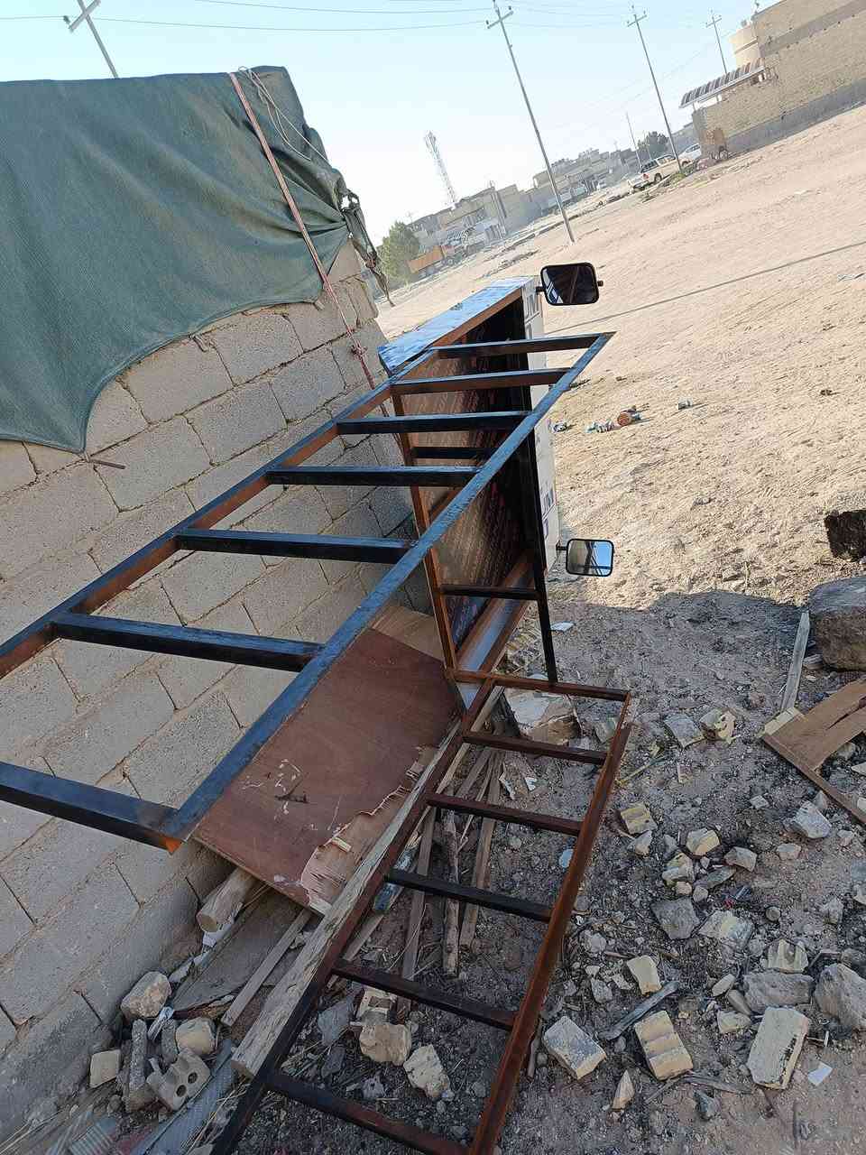 سلام عليكم البيع محجر ابو لنص شغل درجه وله بو لنص سقف بلاويد لصلي مكاني كربلاء نتصل ***********
