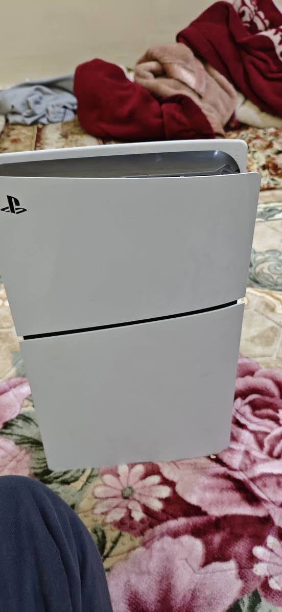 بلي 5 سلم أخو الجديد السعر 625 غراضه كامله رقمي ***********
