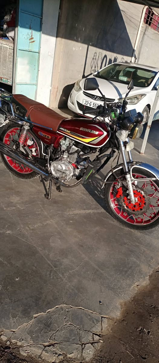 للبيع دراجه سونك موديل 25 محرك 200 جاهزه السعر 850 للتواصل اتصال ***********
***********.  الصقلاويه الناحيه مقابل كافتريا وهم
