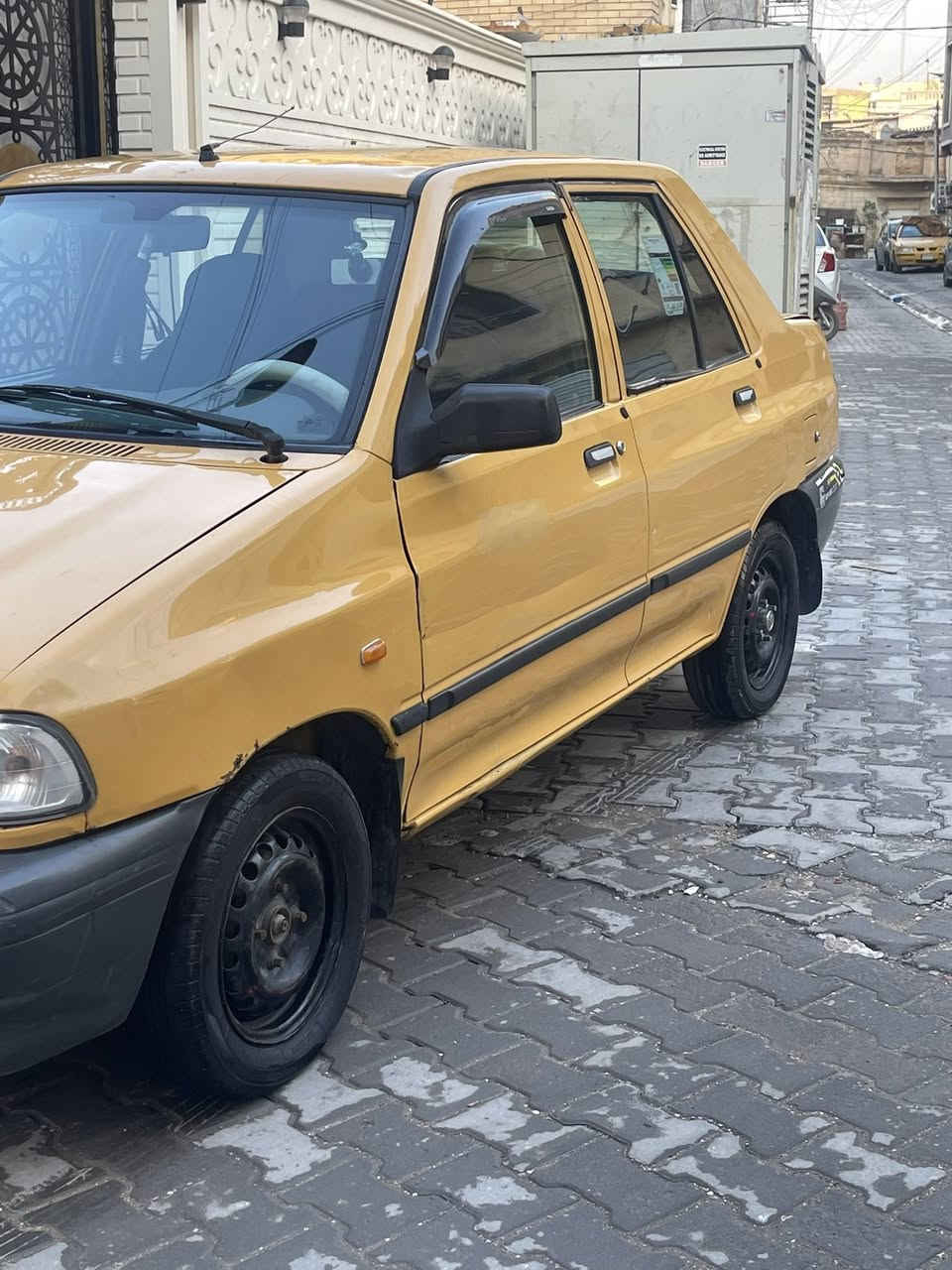 سايبه ١٧ رقم انكليزي مصفره هيه وغرامه السعر ٣٥ العنوان الاعظميه ***********
