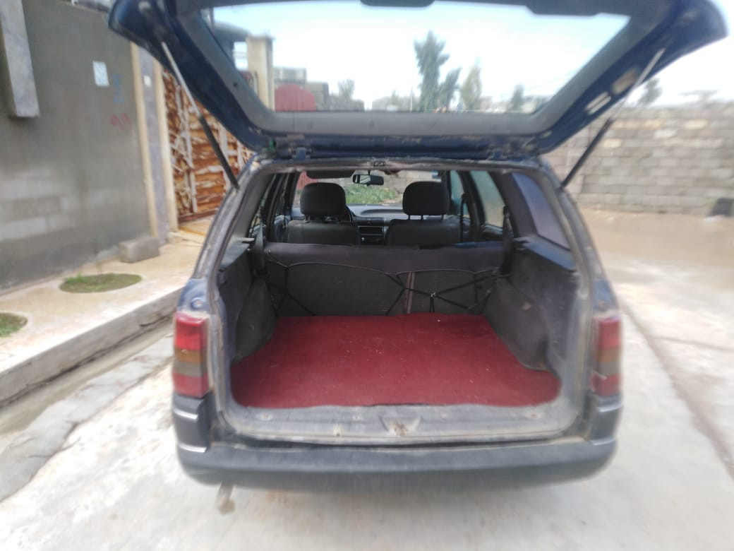 للبيع: أوبل أسترا ستيشن 1993 
للبيع سيارة أوبل أسترا (Astra F) موديل 1993، ستيشن واجن (كرفان). سيارة عملية جداً وقوية، مثالية للشغل أو للعائلة 
✅ السنوية باسمي
✅ كابون جديد بيها
✅ الرقم مسطرة
✅ شرط الكير والمحرك
حجم المحرك 20 // مكاني بالموصل
💰 السعر: (42) وبيها مجال للشراي الجاد


**إذا كنت صاحب هذا الإعلان وتريد حذفه لأي سبب، رجاءا أرسل رسالة إلى الدعم الفني**