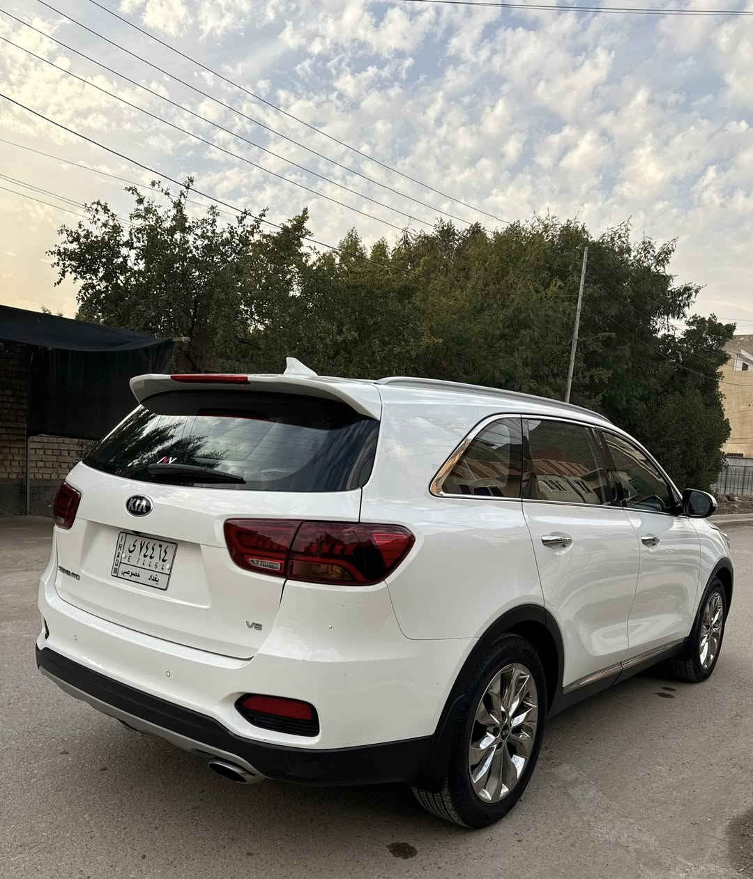 سورنتو 2020
خليجي

مكفوله من ضربه

بيه قطعتين دبل كود بدون ضربه 

مواصفات
بصمه
كشنات جلد
كشنات 2 كهرباء
مازده لد 
بكلايت لد
لدات ب دعاميه رباعي
مري كهرباء
جنطه كهرباء
7 راكب
3 قطع تبريد
حساس امامي خلفي
شاشه اصليه نفكيشن
كامره دواره
محرك 6 /3500
نضام المود 
5 ويل كب
ماشيه 52 كيلو 

رقم بغداد بسمي 

مكاني بغداد الدوره 

السعر 253 وبيه مجال بسيط 

***********
