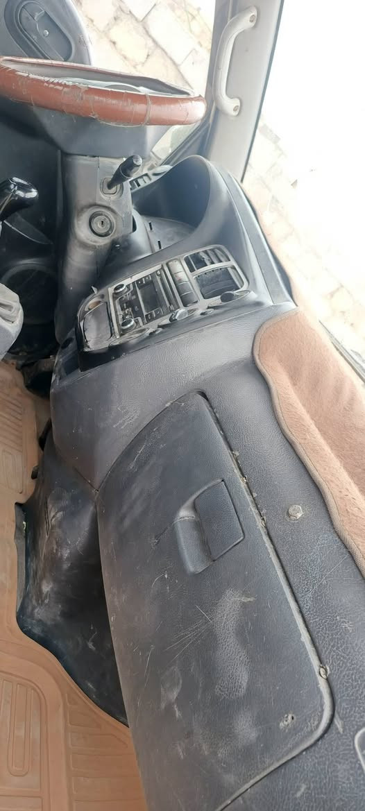 السلام عليكم سياره للبيع كياء 2009رقم كربلاء  السعر 60وبيه مجال مداور ثاني يوم رقم اصفر رقمي ***********
