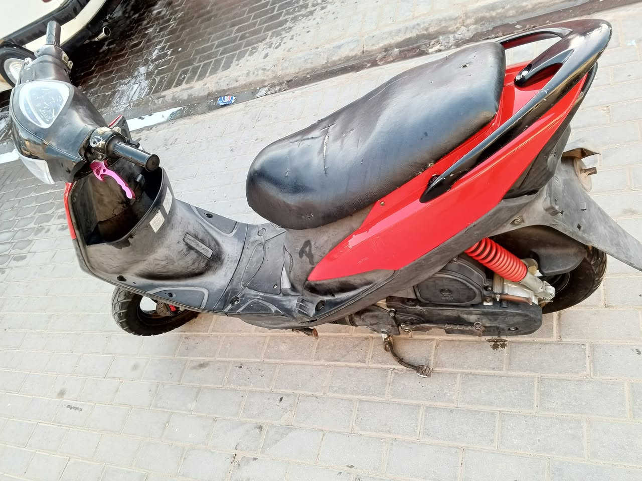 السلام عليكم
مااكس عدله ياباني 120 

 مكفوله محرك  بلادي  ما مفتوح شرط الفحص 

دراجه فوول ملاح كفرات بلادي كلله  ختم واحد  

شلعه ومعدل  110 فوول متنكض

كلشي شغال سلف  هندر   كلوبات اشاير سكنات  عينه لونين عداد   شغال عداد بانزين شغال  كلشي عل بلاد  

احلا من صور بالف مره 

سعر850. وبيهه مجال قليل 

شراي يتصل

مكاني بصره 

***********واتساب فقط
