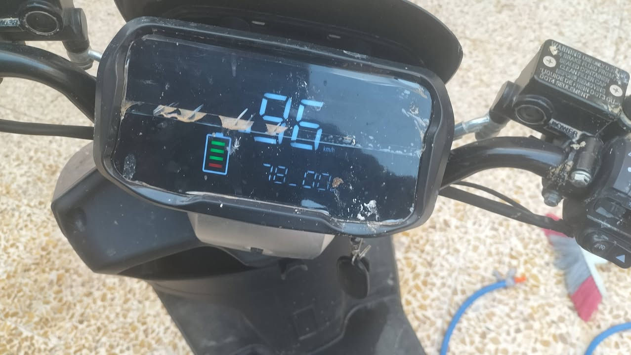 للبيع نضيف مستخدم قليل
السعر 700
 ***********
