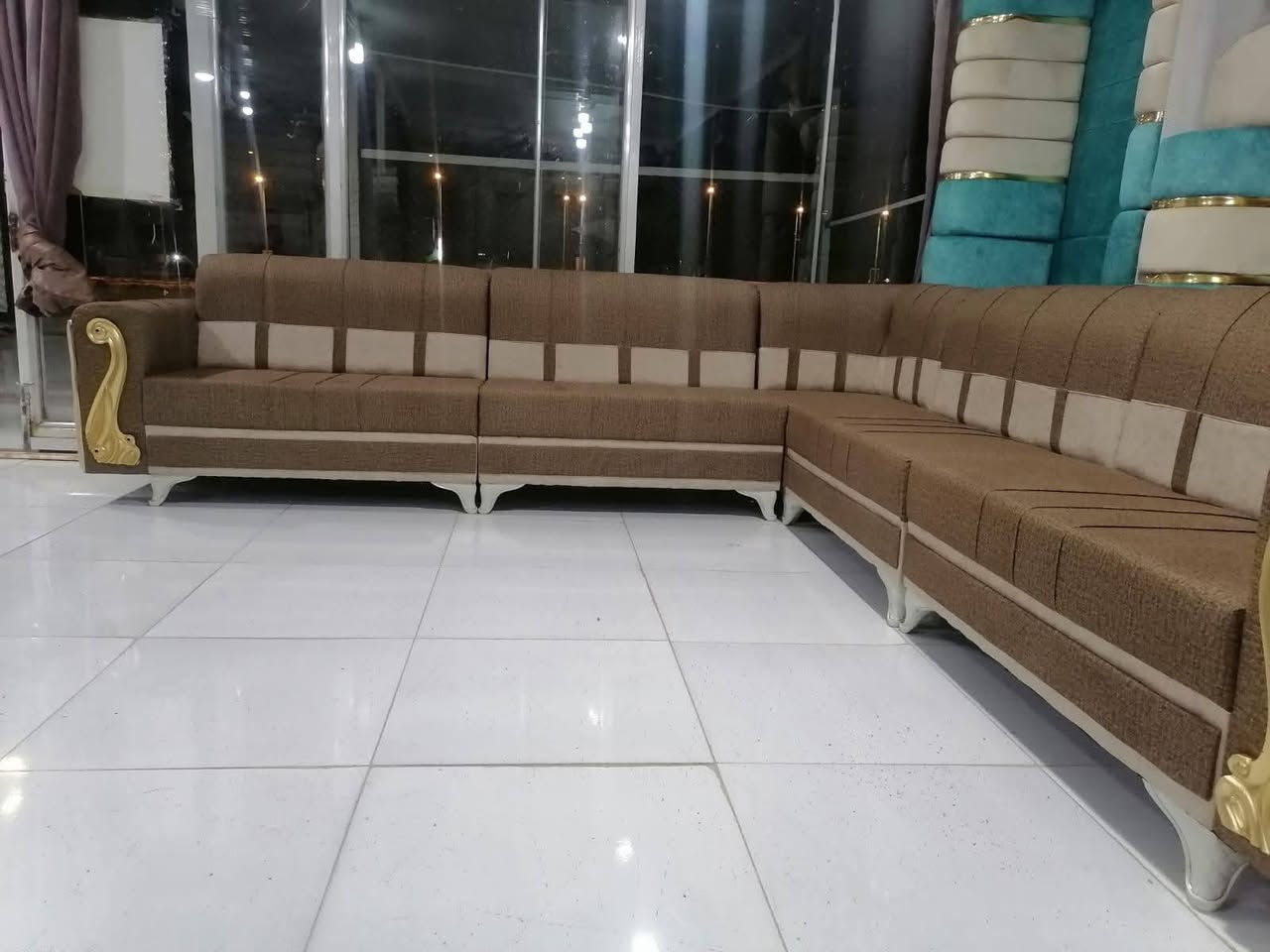 ديوان 10 مقاعد 7 متر 6 قطع ✨💯
متوفر ديوان 14 متر +21متر


**إذا كنت صاحب هذا الإعلان وتريد حذفه لأي سبب، رجاءا أرسل رسالة إلى الدعم الفني**