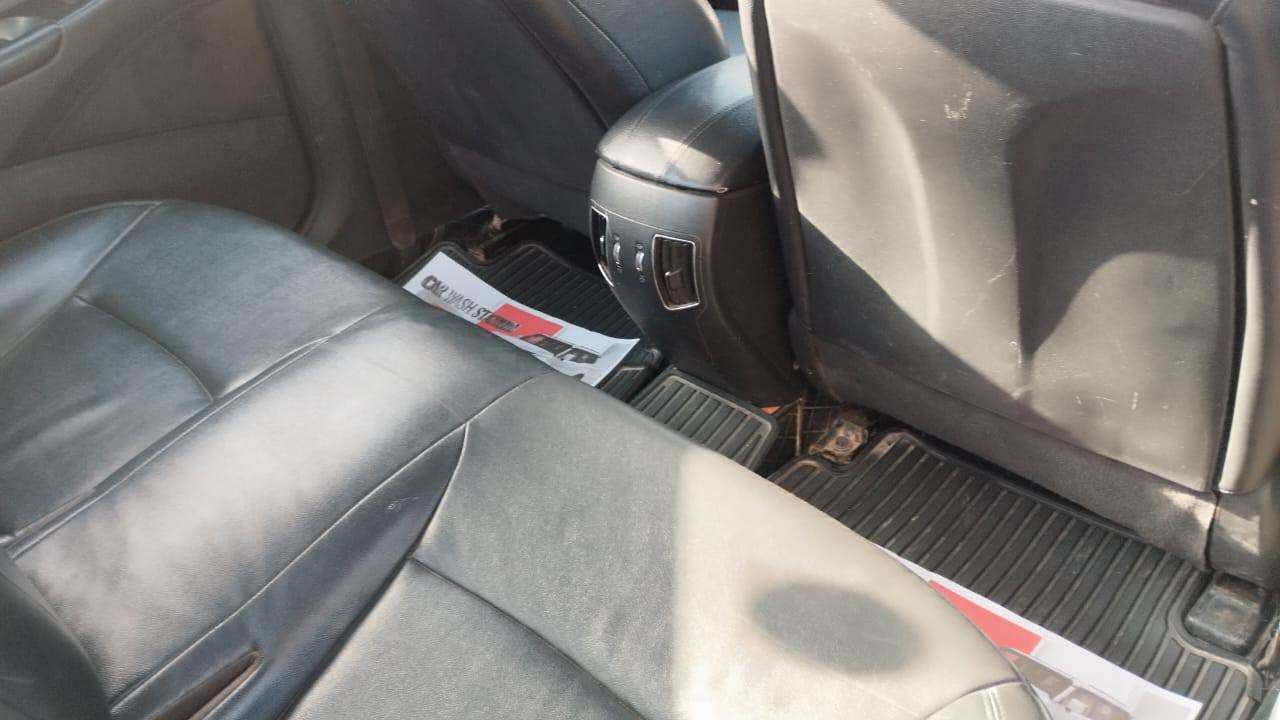 سوناتا للبيع 2011مامتعوبه مال بيت رقم انكليزي بصره وسنويه جديده ل30؟  ‏‪***********‬‏‏ للاستفسار
