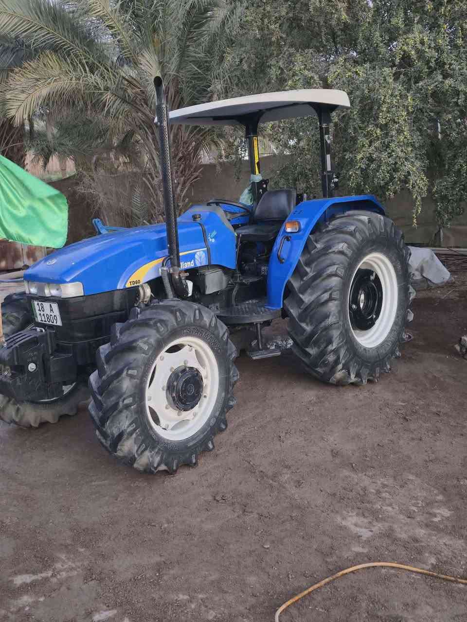 السلام عليكم 
مكينة للبيع نيهولند حجم 80 موديل 23 الاستفسار ***********
