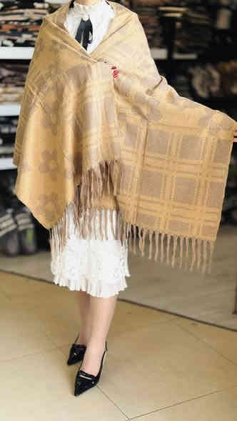 وصلت الوجبة الثالثة (عشاق الماركات )🔥🔥🔥🔥
التررند الجديد 😍😍النقشات الفووول 
الخامة الثكيلة ( وجهين القطعة كل وجه لون )
الدرزن 12 قطعة 
هل مرة الموسم ويانا غيرررر
قياسات 180*60
https://t.me/znzon246
***********
