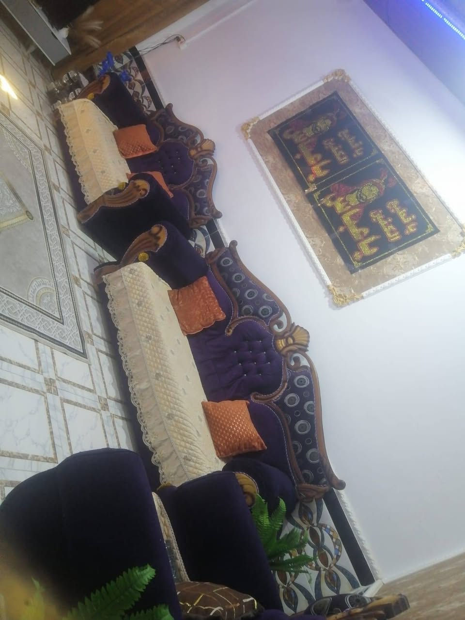 ‎السلام عليكم تخم قنفات للبيع عشر مقاعد السعر 200 العنوان البصره الجزيره شارع الصقر ***********‎ البصرة, العراق
