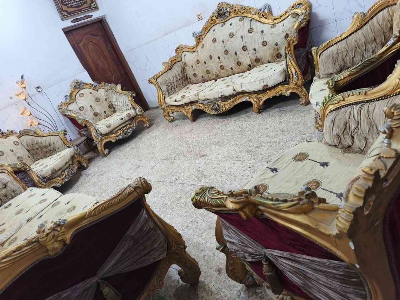 تخم زان مصري تكمه نظيف جدا 10مقاعد ب350الف وبي مجال المكان الوشاش *********** يوجد توصيل بكروة يوجد واتس إب
