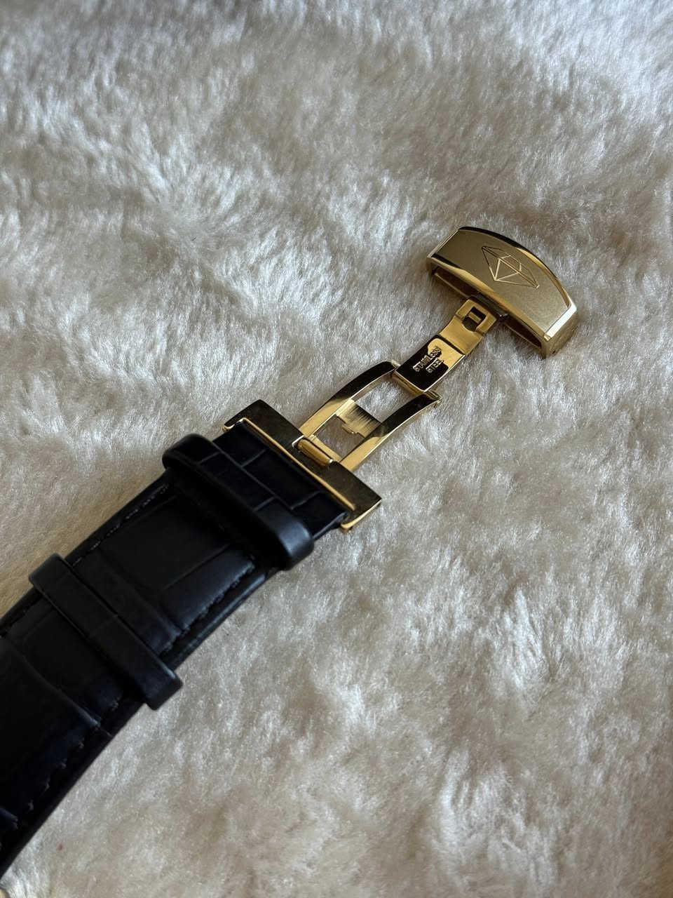 موركس سويسري مستخدم
كامل مرفقات قطر 44 
بغداد-العطيفية
متوفر توصيل 
***********
