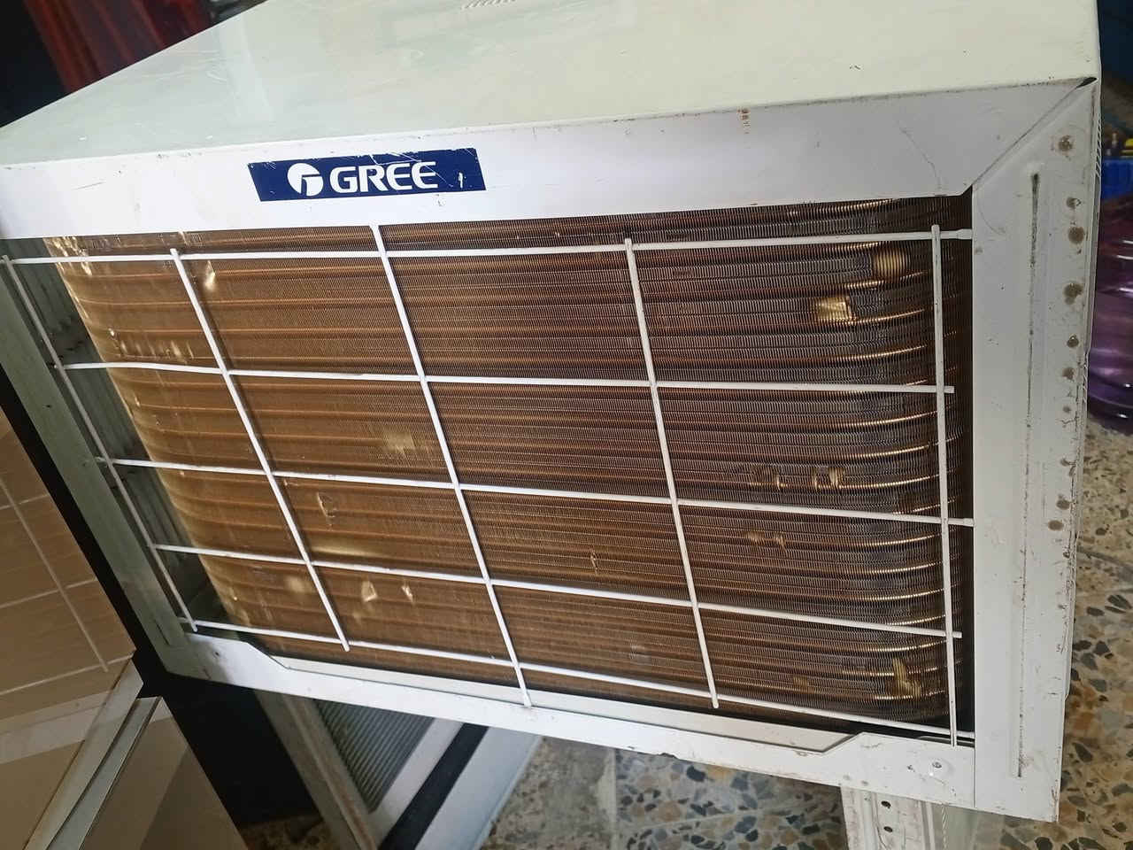 سلام عليكم مكيف كري البيع جديد 300 مكان بياع سوك ميمه ***********
