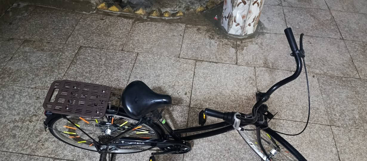 باسكل مديلل 19 حجم 27 البيـع سعر 120 وبي مجال الي يحب يشتري يراسلني خاص وانه خادم..الرقم. *********** الي حاب يراسلني واتساب او يخابرني
