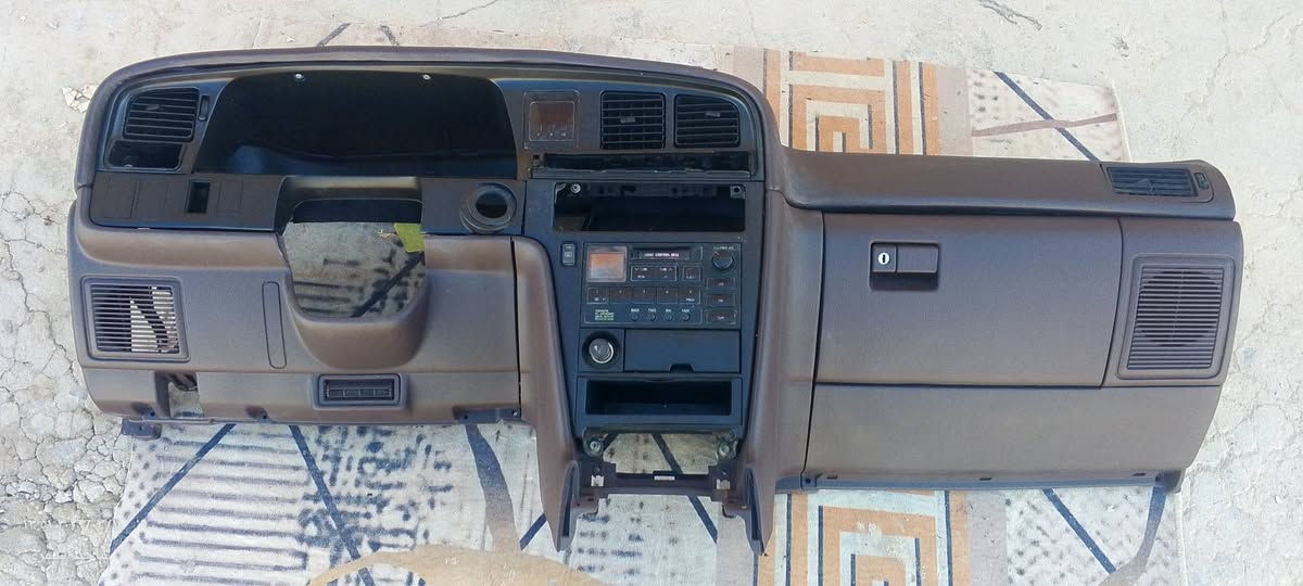 السلام عليكم ورحمه الله وبركاته توفر عندي دشابيل هارتوب و مارك كصيف كربلائي للبيع العنوان النجف حي الميلاد شارع جامعه الكفيل قرب مطعم انوار الهادي رقم الهاتف ***********يوجد واتساب اخوكم ابو ماجد
