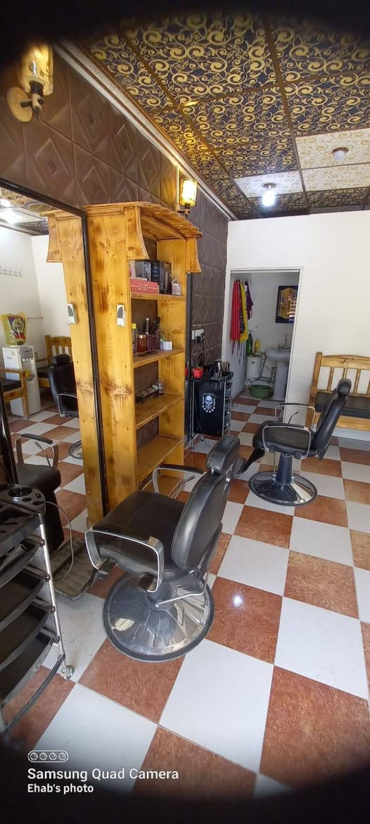 السلام عليكم ورحمة الله وبركاته
كراسي حلاقه+مرايه عدد ٢
+رفوف أدوات حلاقه + جرارات
للبيع للاستفسار الاتصال على الرقم التالي
***********
