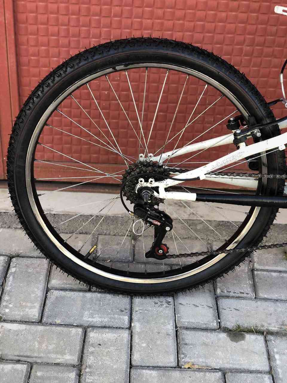 بايسكل 

قياس / ٢٤

بریکات فحم

٧*١ كير 

دبل امامي و خلفي 

إطارات جديد

سعر / ٧٥ الف

مكان سليمانية 

توصيل موجود


**إذا كنت صاحب هذا الإعلان وتريد حذفه لأي سبب، رجاءا أرسل رسالة إلى الدعم الفني**