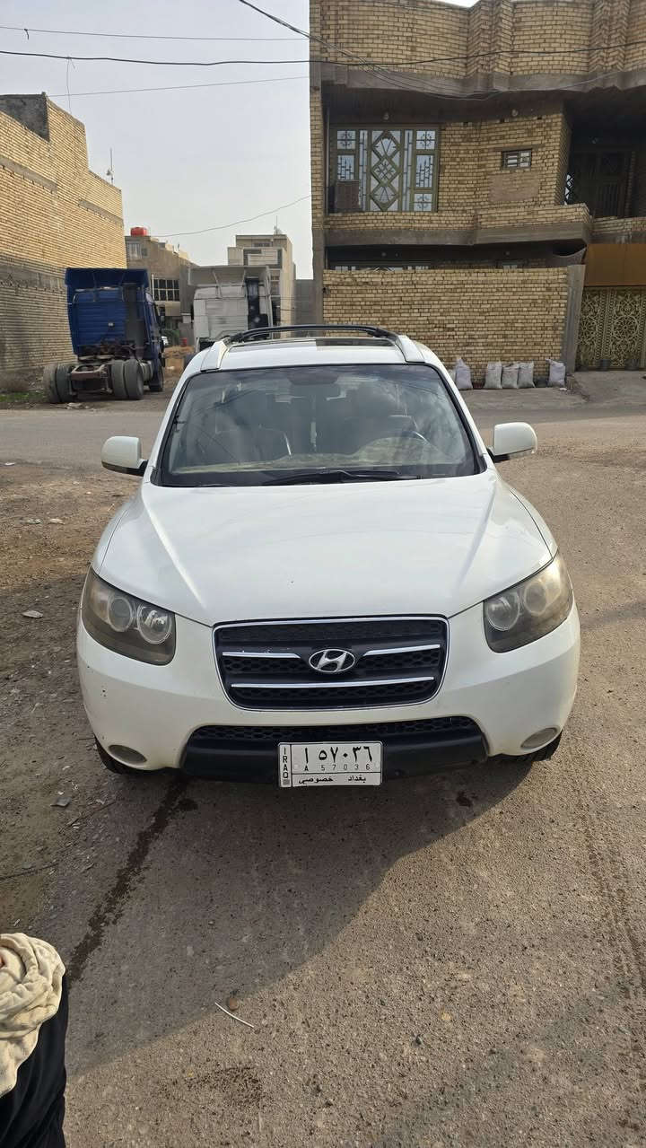 سلام عليكم سنتافيا 2008 خليجي 6سلندر محرك 2700 7راكب 3قطع تبريد مري شفط تحكم استيرن كشنات كهرباء فتحة سقف بيها قطعتين تبديل المكان بغداد السعر 135$ بيها مجال الرقم ***********
