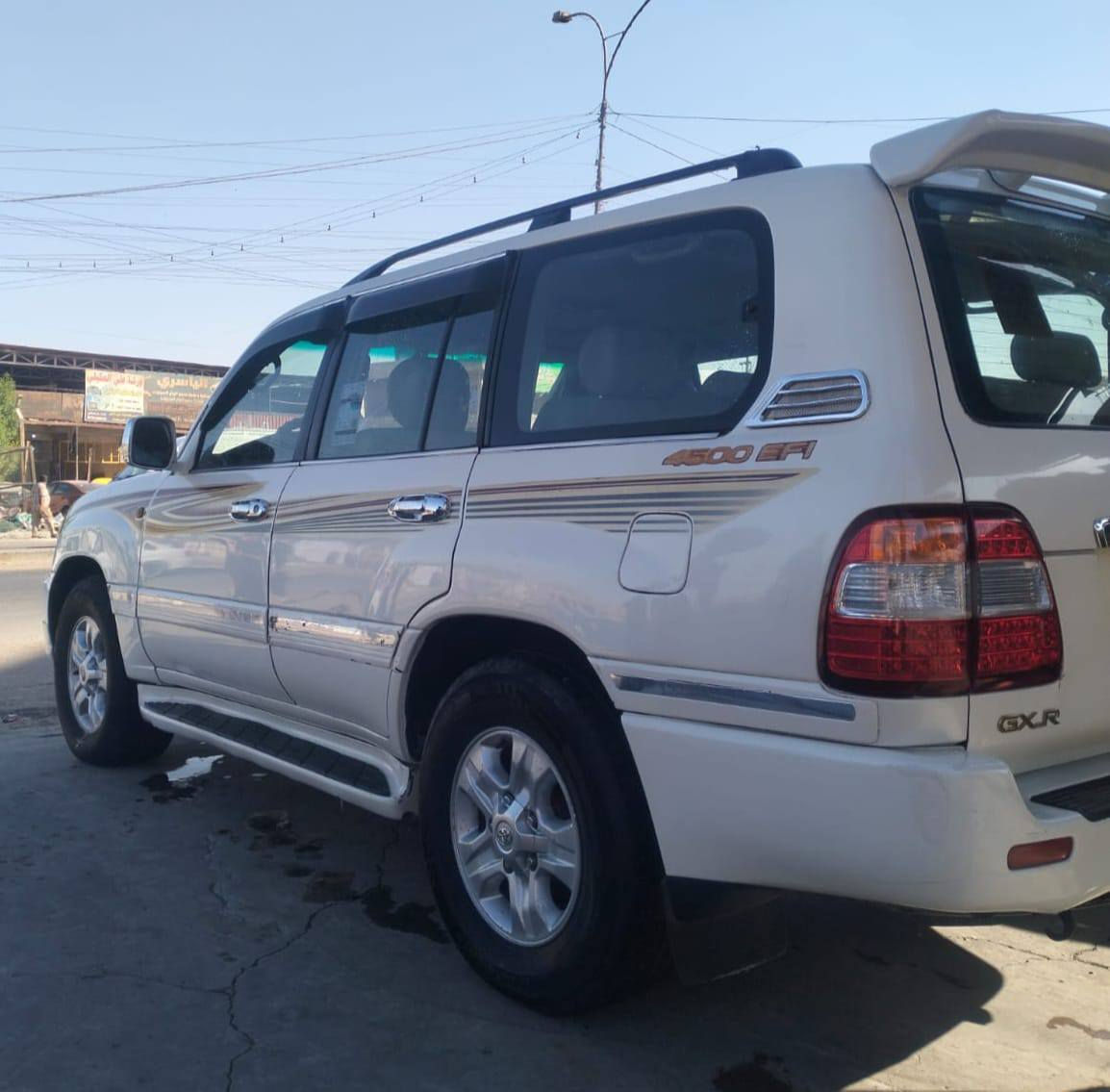 السلام عليكم للبيع او مراوس حسب القناعة لاندكروز جكسارة موديل 2007 اصل گير ومكينة  مكفولات فتحة سقف محرك ستة سلندر سبعه راكب رقم اربيل دولي تحويل مباشر مصبوغة عام السعر 145 وبيهة مجال للاستفسار الاتصال على الرقم *********** او واتساب *********** مكاني بغداد
