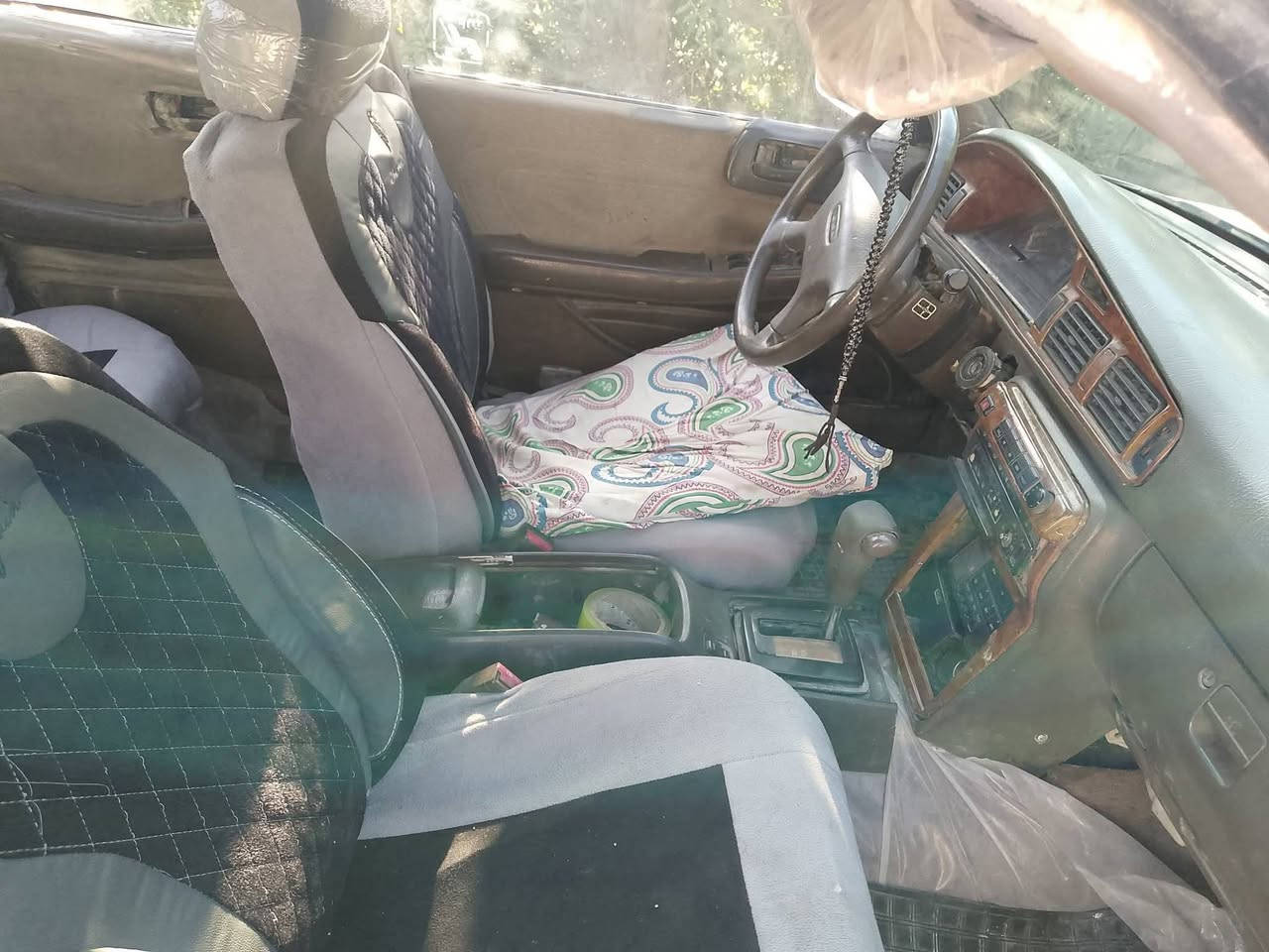 السلام عليكم سيارة للبيع مارك مديل 91 السيارة مكفوله كير محرك جديد
رقم بابل الأماني العنون بابل السعر 40 بيه مجال الاتصال 

***********
