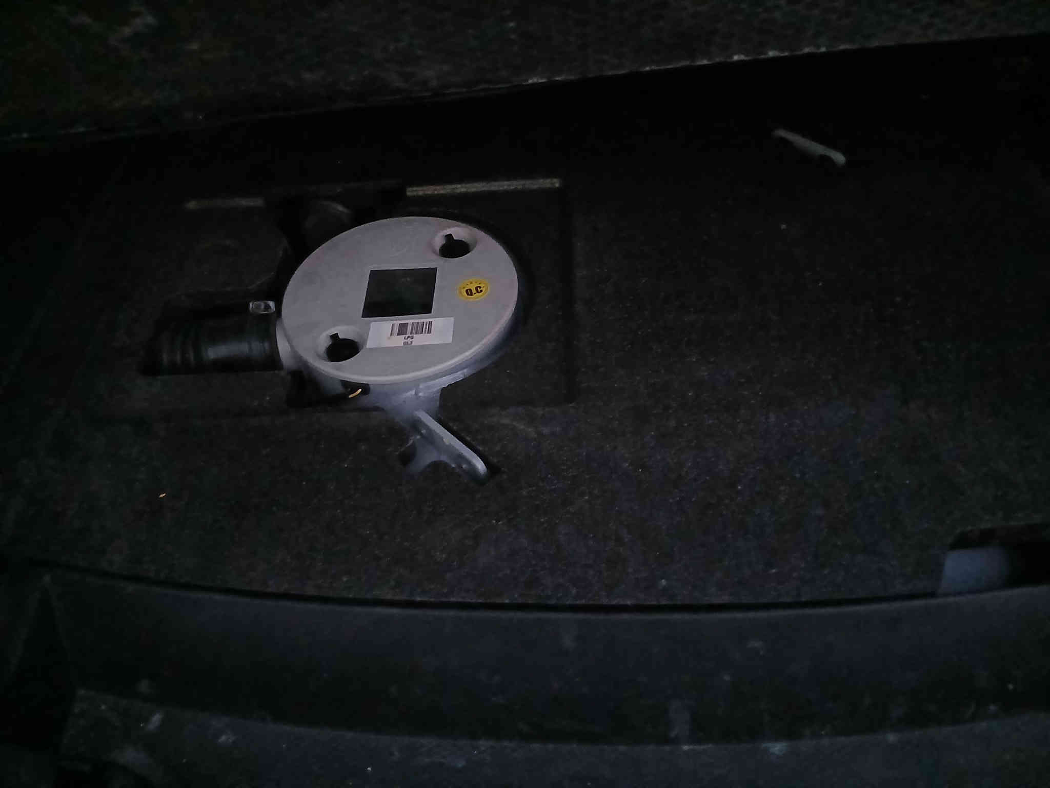 K8  وارد كوري 
موديل ٢٤ مرقم بس  بعد ما مستلم الوحات 
وما مسجله عله خط لحد الان 
بيه قطعه وحده فقط جاملغ الامامي
السعر 2015  ........***********
