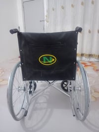 عربانة للبيع مستخدمه قليل السعر 80  07807479486